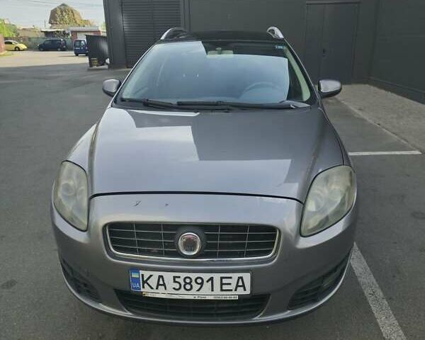 Сірий Фіат Croma, об'ємом двигуна 1.9 л та пробігом 285 тис. км за 5000 $, фото 4 на Automoto.ua