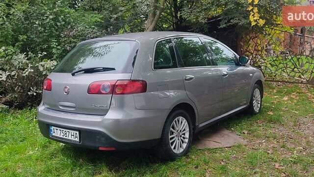 Сірий Фіат Croma, об'ємом двигуна 1.9 л та пробігом 227 тис. км за 6400 $, фото 6 на Automoto.ua