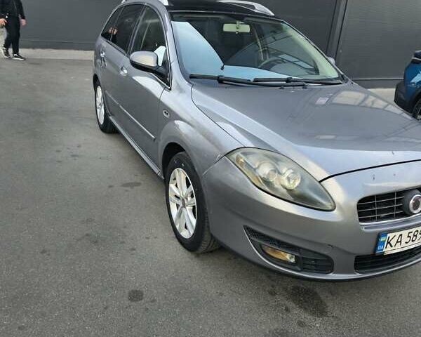 Сірий Фіат Croma, об'ємом двигуна 1.9 л та пробігом 285 тис. км за 5000 $, фото 7 на Automoto.ua