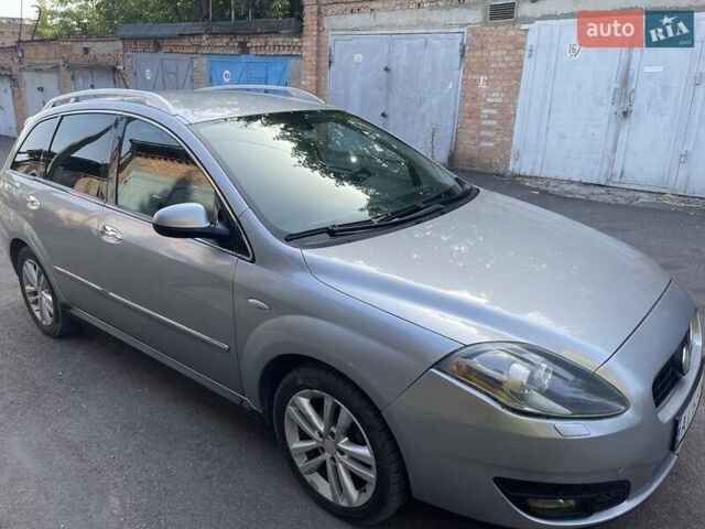 Серый Фиат Крома, объемом двигателя 1.9 л и пробегом 294 тыс. км за 7700 $, фото 9 на Automoto.ua