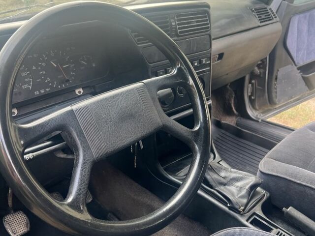 Серый Фиат Крома, объемом двигателя 2 л и пробегом 350 тыс. км за 1000 $, фото 6 на Automoto.ua