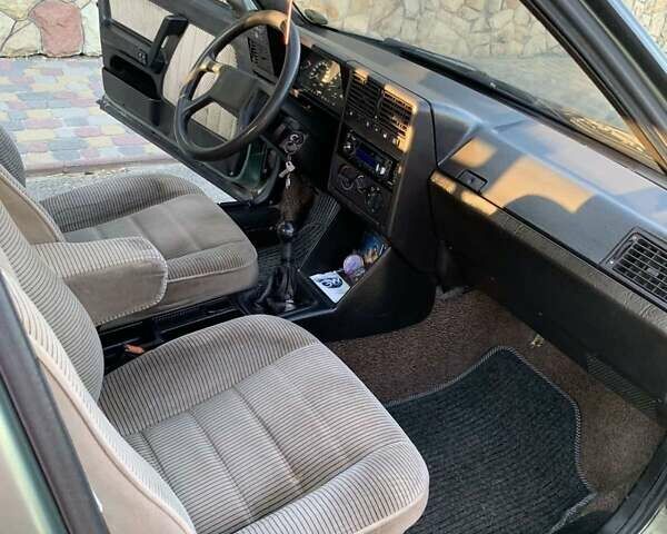 Серый Фиат Крома, объемом двигателя 2 л и пробегом 250 тыс. км за 1200 $, фото 13 на Automoto.ua