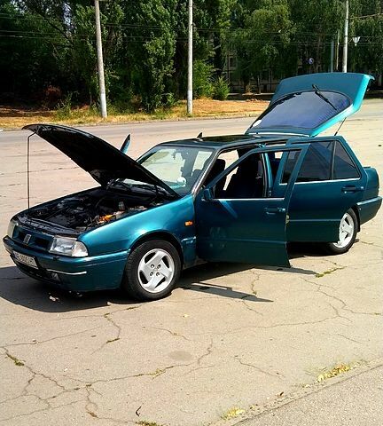 Зеленый Фиат Крома, объемом двигателя 2 л и пробегом 326 тыс. км за 1800 $, фото 4 на Automoto.ua