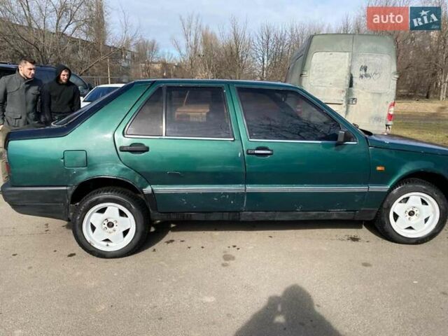 Зеленый Фиат Крома, объемом двигателя 2 л и пробегом 500 тыс. км за 2000 $, фото 2 на Automoto.ua