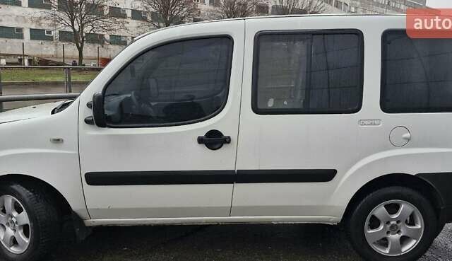 Білий Фіат Добло Панорама, об'ємом двигуна 1.4 л та пробігом 243 тис. км за 5100 $, фото 4 на Automoto.ua