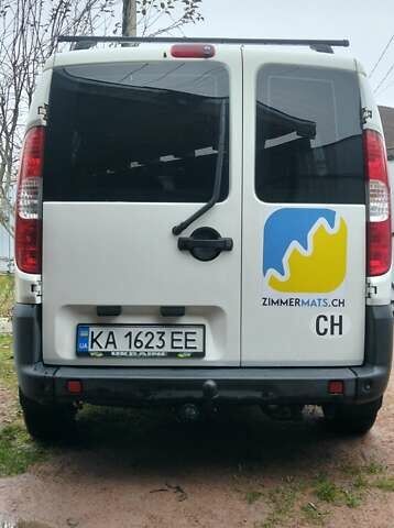 Білий Фіат Добло Панорама, об'ємом двигуна 1.37 л та пробігом 141 тис. км за 5900 $, фото 6 на Automoto.ua