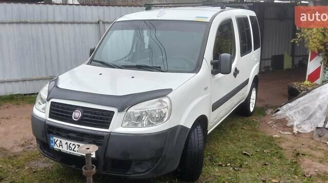 Білий Фіат Добло Панорама, об'ємом двигуна 1.37 л та пробігом 141 тис. км за 5900 $, фото 1 на Automoto.ua