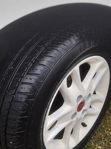 Білий Фіат Добло Панорама, об'ємом двигуна 1.37 л та пробігом 141 тис. км за 5900 $, фото 17 на Automoto.ua