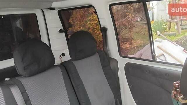 Білий Фіат Добло Панорама, об'ємом двигуна 1.37 л та пробігом 141 тис. км за 5900 $, фото 8 на Automoto.ua