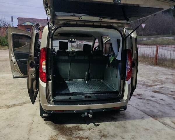 Бежевий Фіат Добло Панорама, об'ємом двигуна 1.4 л та пробігом 54 тис. км за 14500 $, фото 55 на Automoto.ua