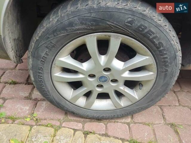 Фиат Добло Панорама, объемом двигателя 1.37 л и пробегом 270 тыс. км за 5500 $, фото 8 на Automoto.ua