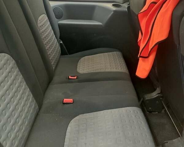 Фиат Добло Панорама, объемом двигателя 1.37 л и пробегом 270 тыс. км за 5500 $, фото 6 на Automoto.ua