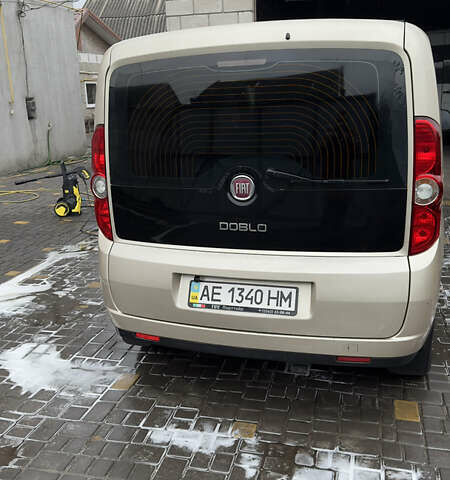 Фиат Добло Панорама, объемом двигателя 1.3 л и пробегом 138 тыс. км за 8100 $, фото 1 на Automoto.ua