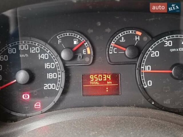 Серый Фиат Добло Панорама, объемом двигателя 1.37 л и пробегом 95 тыс. км за 6000 $, фото 6 на Automoto.ua