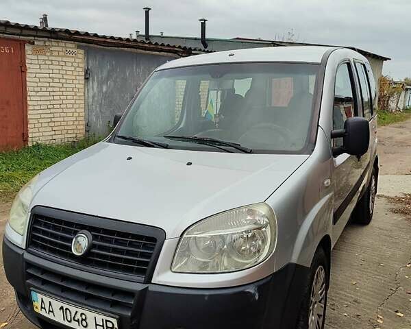 Сірий Фіат Добло Панорама, об'ємом двигуна 1.37 л та пробігом 366 тис. км за 4800 $, фото 2 на Automoto.ua