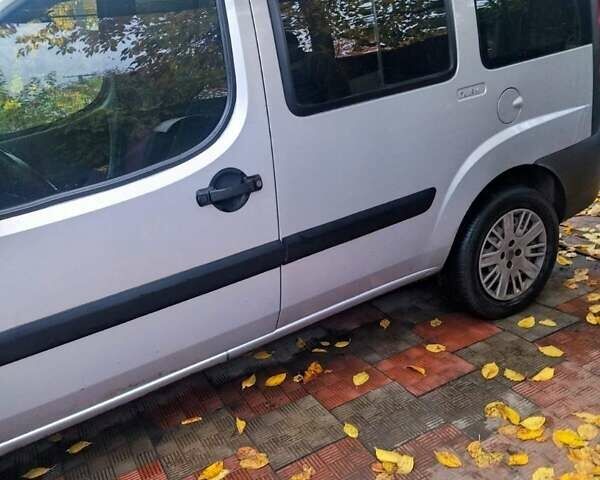 Сірий Фіат Добло Панорама, об'ємом двигуна 1.37 л та пробігом 240 тис. км за 4500 $, фото 1 на Automoto.ua