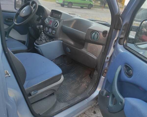 Синій Фіат Добло Панорама, об'ємом двигуна 1.6 л та пробігом 130 тис. км за 3700 $, фото 9 на Automoto.ua