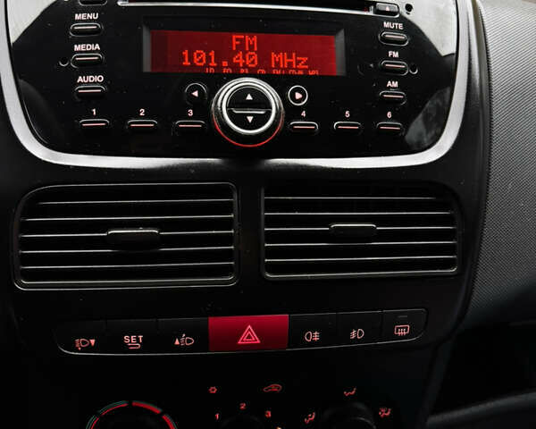 Коричневий Фіат Добло вант., об'ємом двигуна 1.25 л та пробігом 136 тис. км за 7900 $, фото 13 на Automoto.ua