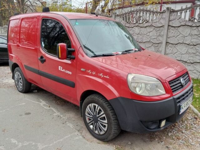 Красный Фиат Добло груз., объемом двигателя 1.4 л и пробегом 340 тыс. км за 4000 $, фото 6 на Automoto.ua