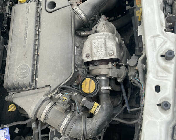 Фиат Добло груз., объемом двигателя 1.25 л и пробегом 137 тыс. км за 11500 $, фото 9 на Automoto.ua