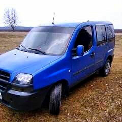 Синий Фиат Добло груз., объемом двигателя 1.6 л и пробегом 1 тыс. км за 4000 $, фото 3 на Automoto.ua