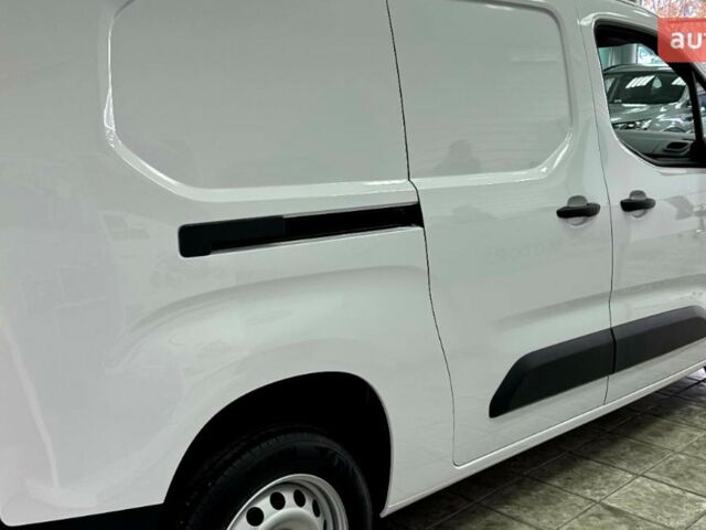 купить новое авто Фиат Добло 2024 года от официального дилера FIAT "Сателіт Мотор" Аеліта Фиат фото