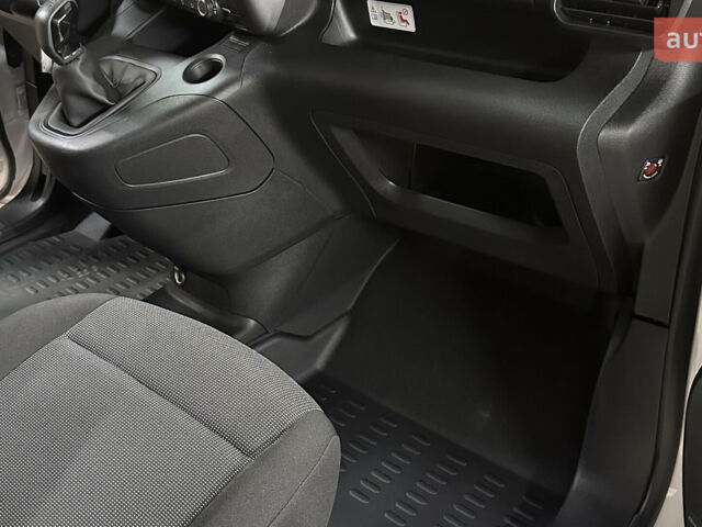 купить новое авто Фиат Добло пасс. 2025 года от официального дилера Дилерський Центр FIAT «АВТОРИНА» Фиат фото