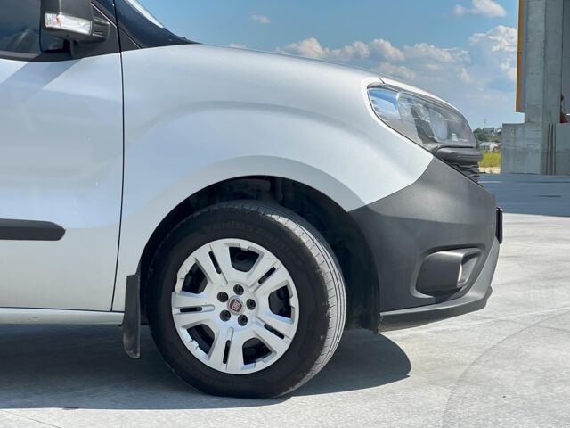 Серый Фиат Добло пасс., объемом двигателя 1.3 л и пробегом 157 тыс. км за 10890 $, фото 14 на Automoto.ua