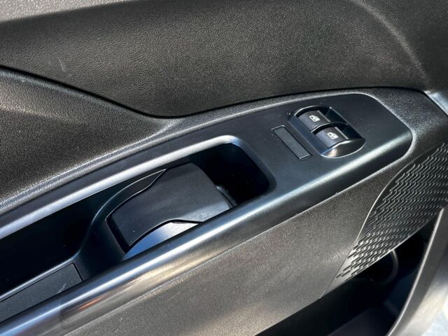 Серый Фиат Добло пасс., объемом двигателя 1.3 л и пробегом 157 тыс. км за 10890 $, фото 22 на Automoto.ua