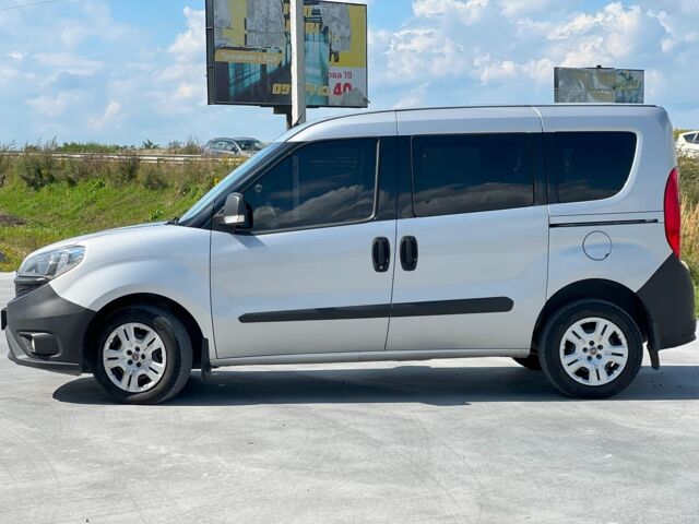 Серый Фиат Добло пасс., объемом двигателя 1.3 л и пробегом 157 тыс. км за 10890 $, фото 10 на Automoto.ua