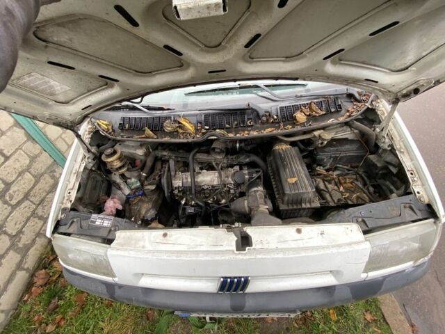 Белый Фиат Другая, объемом двигателя 1.6 л и пробегом 200 тыс. км за 900 $, фото 5 на Automoto.ua