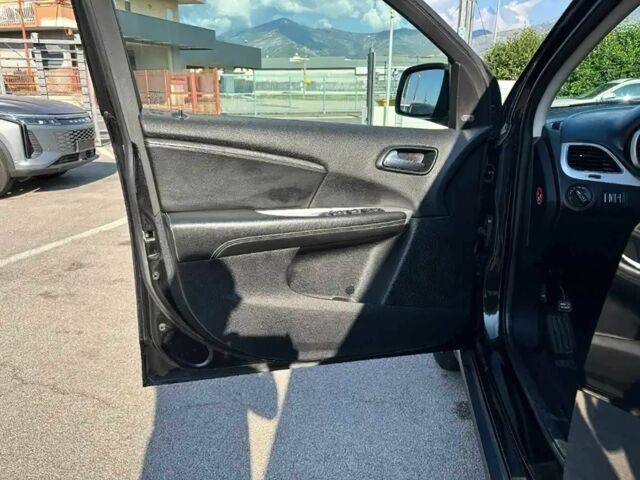 Черный Фиат Другая, объемом двигателя 2 л и пробегом 75 тыс. км за 11000 $, фото 9 на Automoto.ua