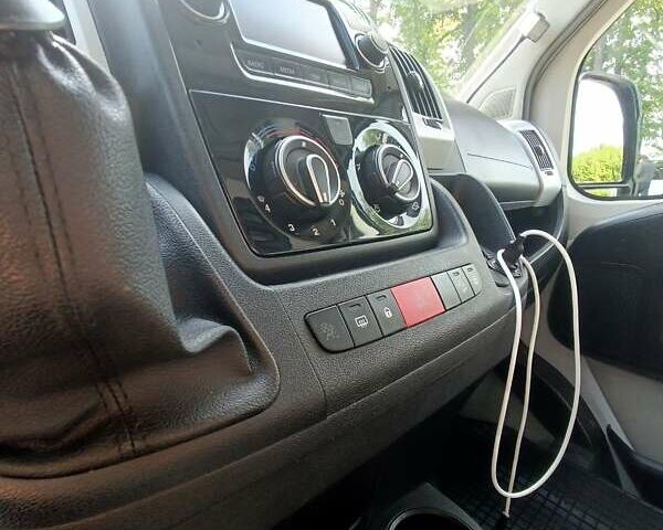 Белый Фиат Дукато, объемом двигателя 2.3 л и пробегом 250 тыс. км за 16800 $, фото 18 на Automoto.ua