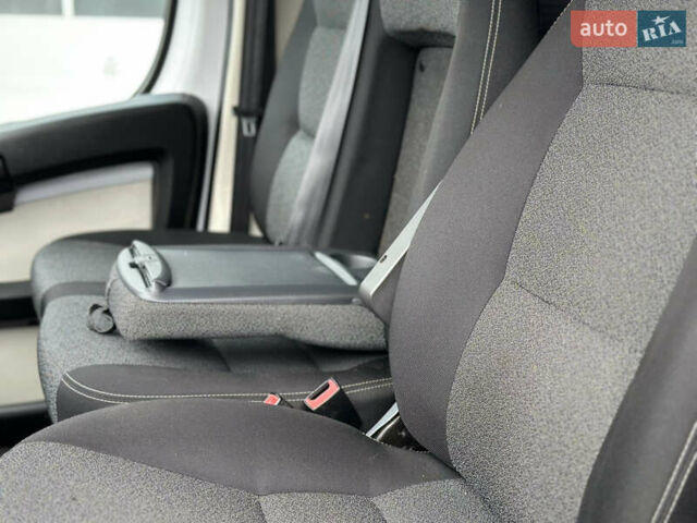 Белый Фиат Дукато, объемом двигателя 3 л и пробегом 330 тыс. км за 29000 $, фото 36 на Automoto.ua