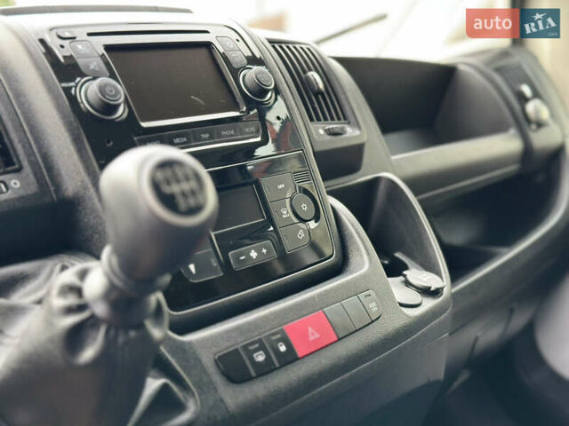 Белый Фиат Дукато, объемом двигателя 3 л и пробегом 330 тыс. км за 29000 $, фото 41 на Automoto.ua