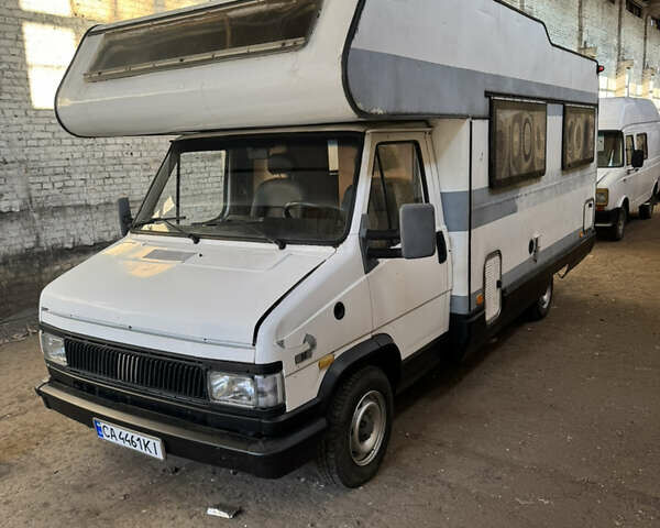 Белый Фиат Дукато, объемом двигателя 2.5 л и пробегом 145 тыс. км за 11500 $, фото 1 на Automoto.ua