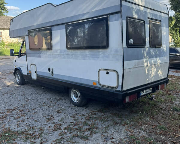 Белый Фиат Дукато, объемом двигателя 2.5 л и пробегом 145 тыс. км за 11500 $, фото 14 на Automoto.ua