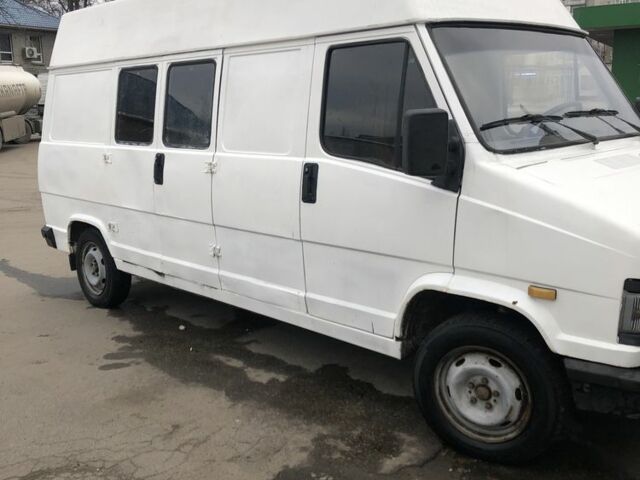 Білий Фіат Дукато, об'ємом двигуна 2.5 л та пробігом 520 тис. км за 1066 $, фото 1 на Automoto.ua