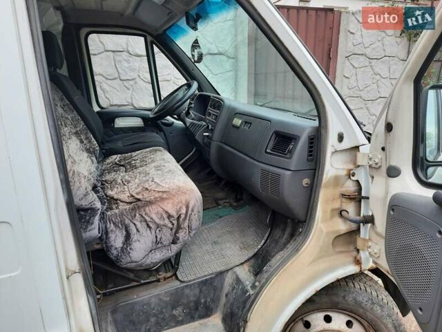 Белый Фиат Дукато, объемом двигателя 2.5 л и пробегом 500 тыс. км за 2900 $, фото 4 на Automoto.ua