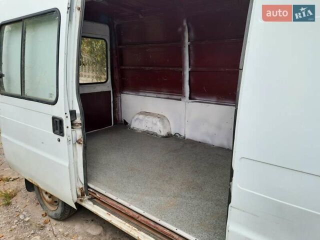 Белый Фиат Дукато, объемом двигателя 2.5 л и пробегом 500 тыс. км за 2900 $, фото 1 на Automoto.ua