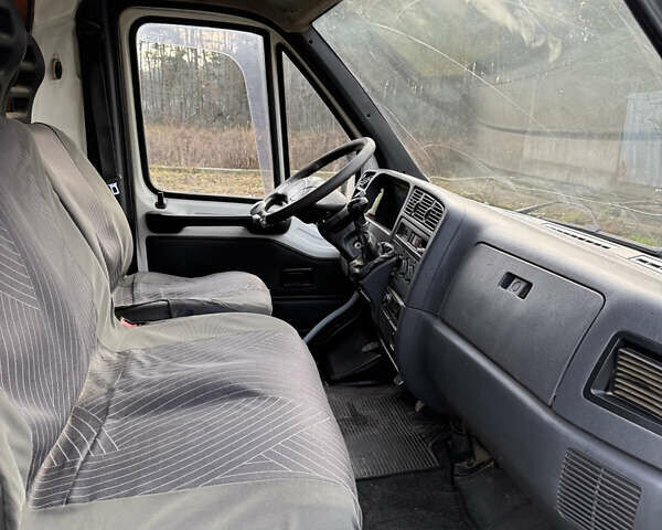 Білий Фіат Дукато, об'ємом двигуна 2.8 л та пробігом 460 тис. км за 2250 $, фото 7 на Automoto.ua