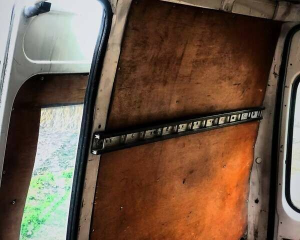 Білий Фіат Дукато, об'ємом двигуна 2.8 л та пробігом 458 тис. км за 3250 $, фото 4 на Automoto.ua