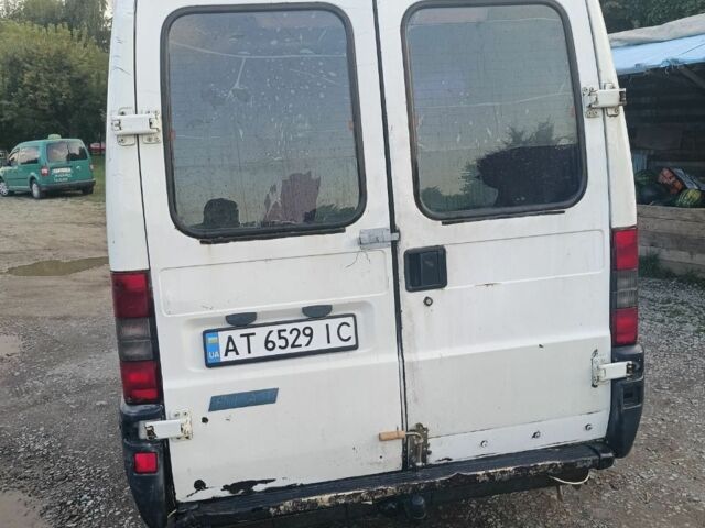 Белый Фиат Дукато, объемом двигателя 2.8 л и пробегом 400 тыс. км за 2300 $, фото 4 на Automoto.ua