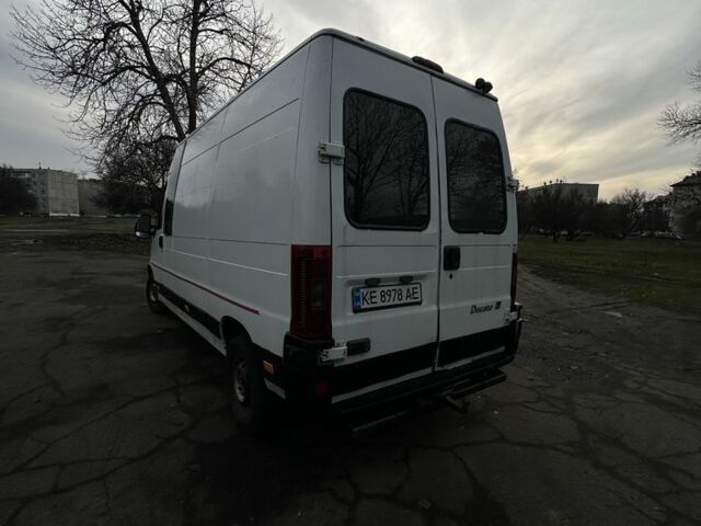 Білий Фіат Дукато, об'ємом двигуна 2.8 л та пробігом 320 тис. км за 3308 $, фото 2 на Automoto.ua