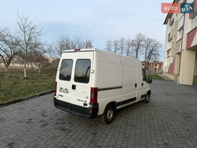 Белый Фиат Дукато, объемом двигателя 2.8 л и пробегом 400 тыс. км за 3600 $, фото 1 на Automoto.ua