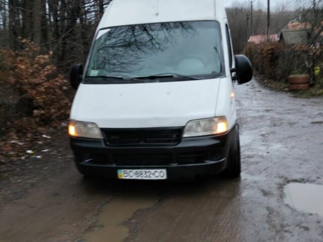 Белый Фиат Дукато, объемом двигателя 2.3 л и пробегом 420 тыс. км за 2500 $, фото 1 на Automoto.ua