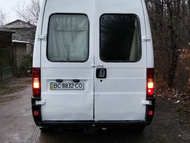 Белый Фиат Дукато, объемом двигателя 2.3 л и пробегом 420 тыс. км за 2500 $, фото 4 на Automoto.ua