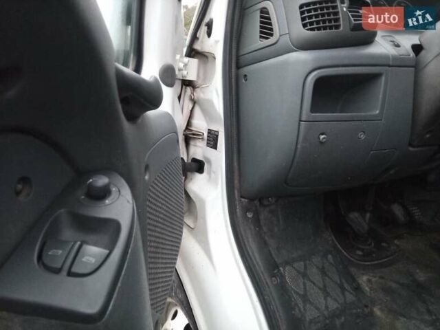 Белый Фиат Дукато, объемом двигателя 0 л и пробегом 230 тыс. км за 2500 $, фото 1 на Automoto.ua