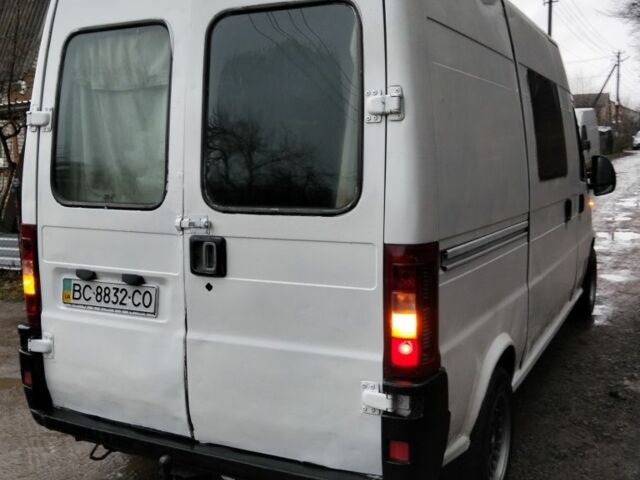 Белый Фиат Дукато, объемом двигателя 2.3 л и пробегом 420 тыс. км за 2500 $, фото 3 на Automoto.ua