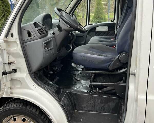 Белый Фиат Дукато, объемом двигателя 2.8 л и пробегом 360 тыс. км за 5500 $, фото 4 на Automoto.ua